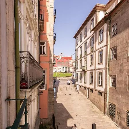 Apartment By The River 1 *