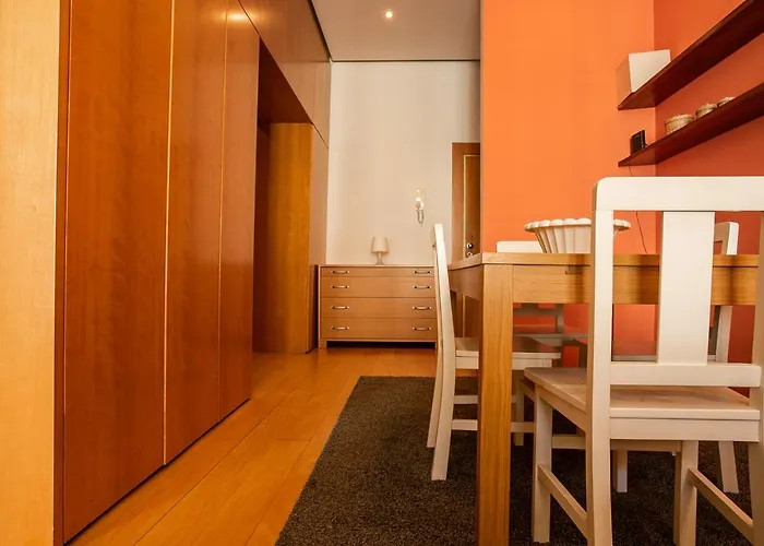 Apartament By The River 1 *